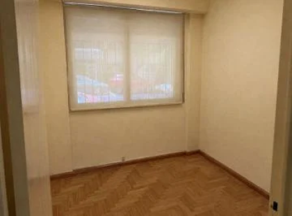 Dos Ambientes en Venta de 40 m² en Pb Al Frente con Pequeño Patio