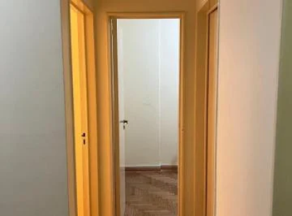 Dos Ambientes en Venta de 40 m² en Pb Al Frente con Pequeño Patio