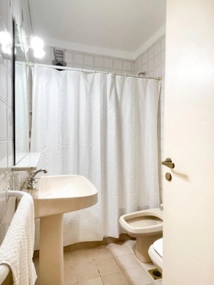 Departamento de 4 Ambientes en Inmejorable Ubicación Contra Frente Abierto